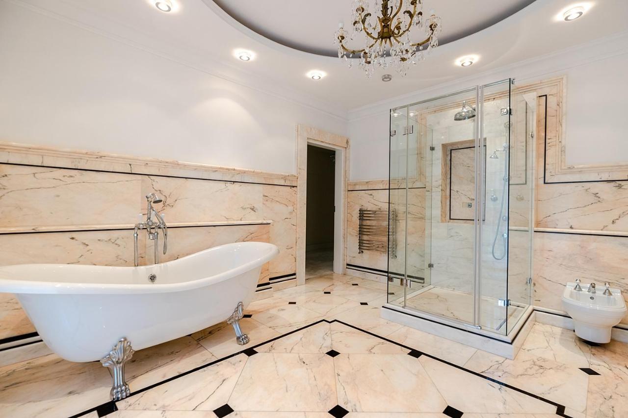 Luxury Villa Indoor Pool Warsaw Magdalenka Bagian luar foto