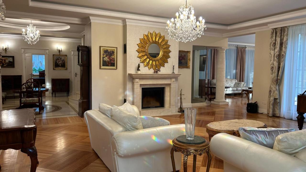 Luxury Villa Indoor Pool Warsaw Magdalenka Bagian luar foto